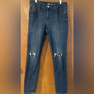 Old Navy Rockstar Super Skinny Size 12